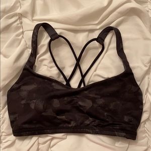 Lululemon sports bra